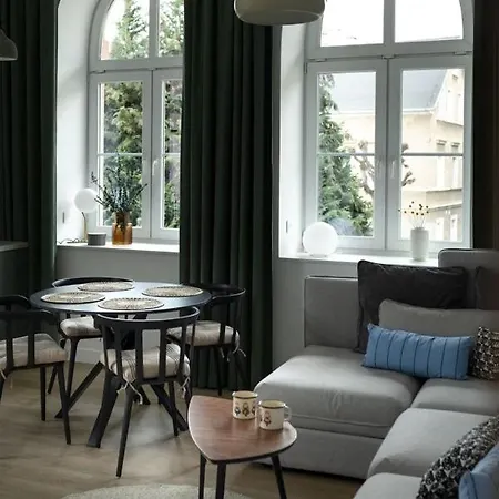 Majowy W Centrum Kudowy * 쿠도바-즈루이