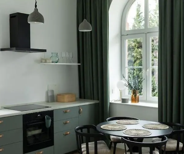 Majowy W Centrum Kudowy Apartment *